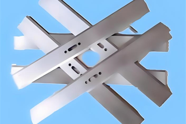 草坪機刀片安裝孔尺寸誤差要在合理范圍! 圖1